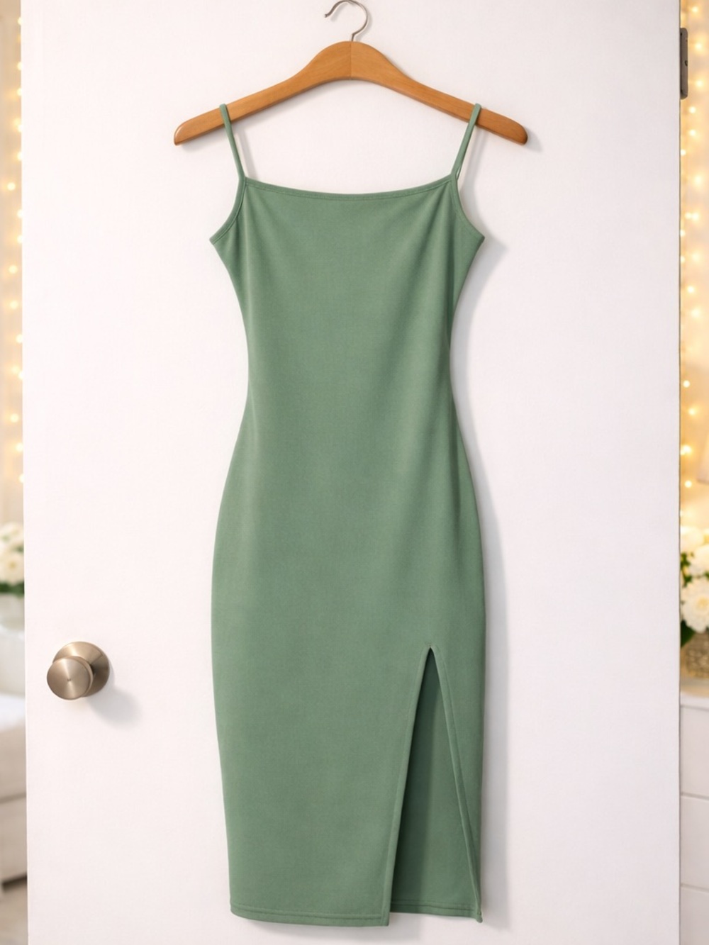 ✨ superdown Candice Slit Dress Sage BodyCon Midi Size S